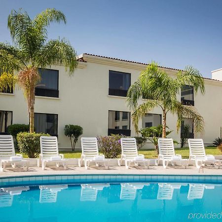 Fiesta Inn Monterrey La Fe San Nicolás de los Garzas Екстериор снимка