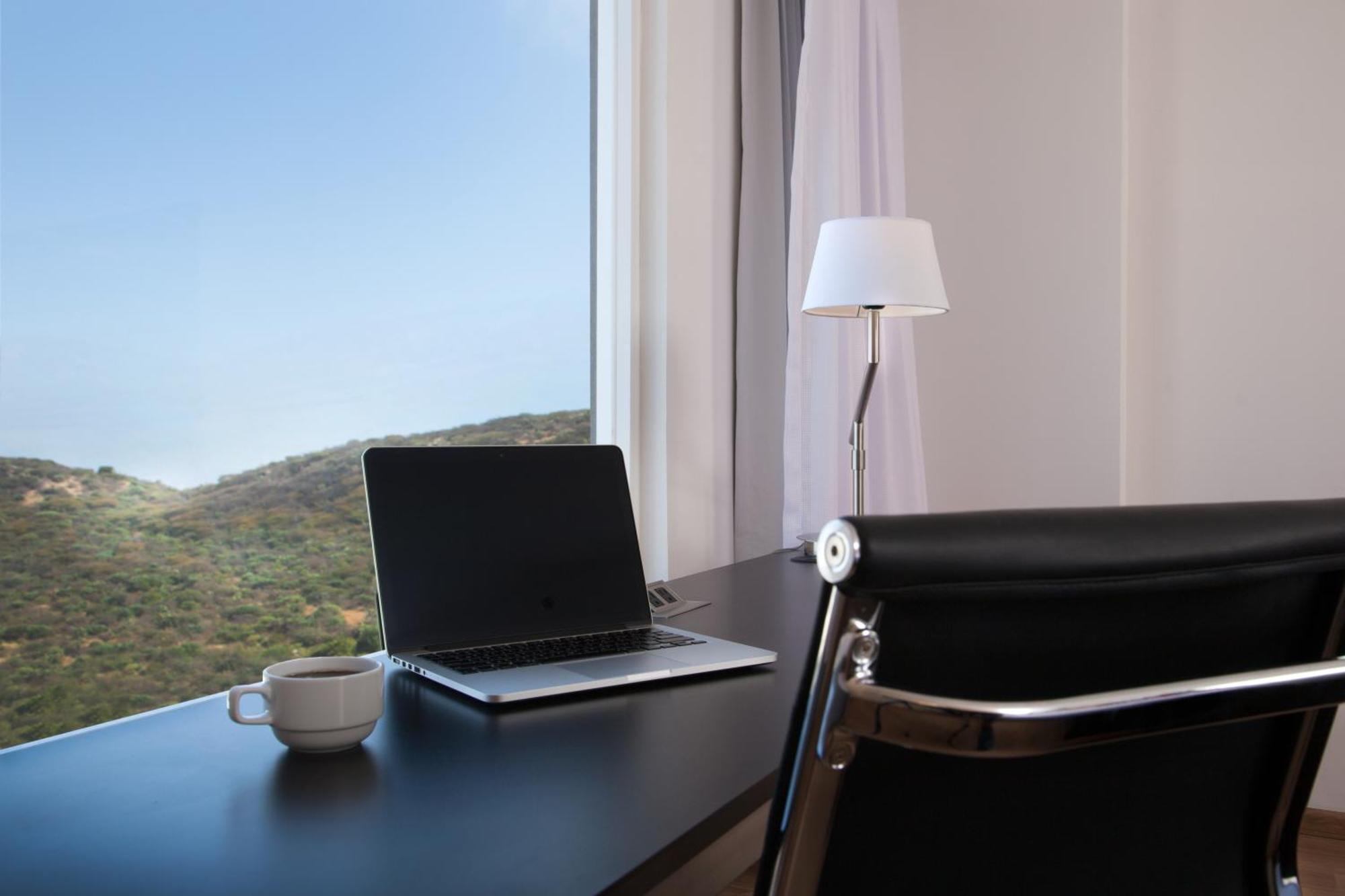 Fiesta Inn Monterrey La Fe San Nicolás de los Garzas Екстериор снимка