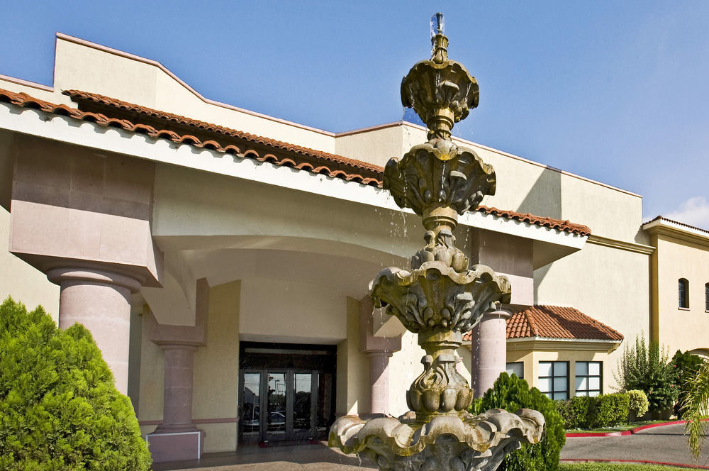Fiesta Inn Monterrey La Fe San Nicolás de los Garzas Екстериор снимка